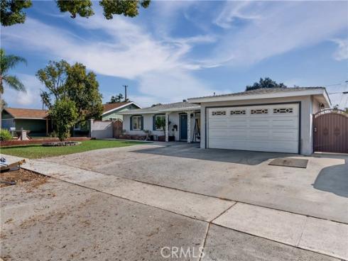 1414 E South  , Anaheim, CA