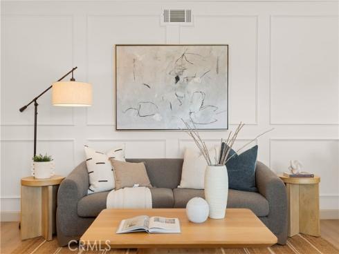 925 W Autumn , Anaheim, CA