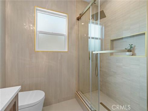 925 W Autumn , Anaheim, CA