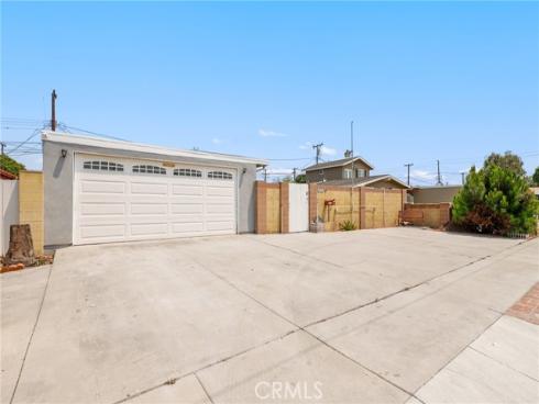 930 S Emerald   Street, Anaheim, CA