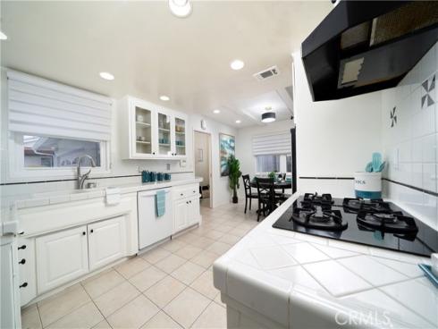 1556 W Harriet   Lane, Anaheim, CA