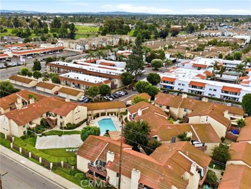 2637 W Cameron  118  Court, Anaheim, CA