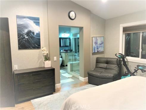 2512 W Halfmoon  , Anaheim, CA