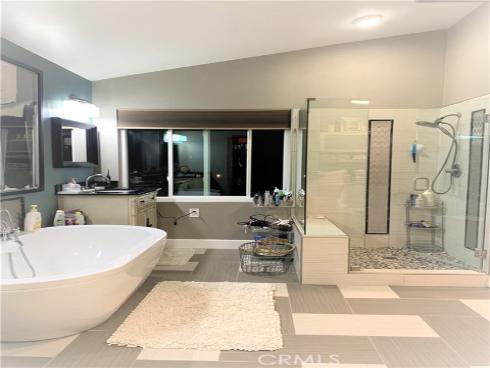 2512 W Halfmoon  , Anaheim, CA