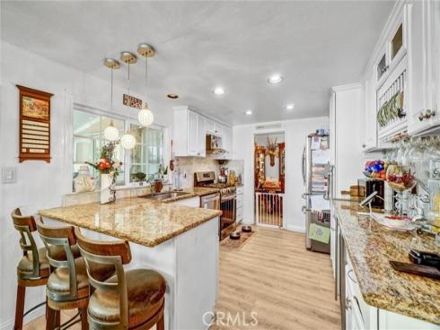 1341 S Pembrooke Lane, Anaheim, CA