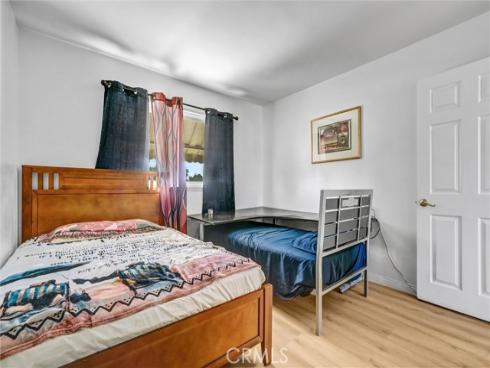 1341 S Pembrooke Lane, Anaheim, CA