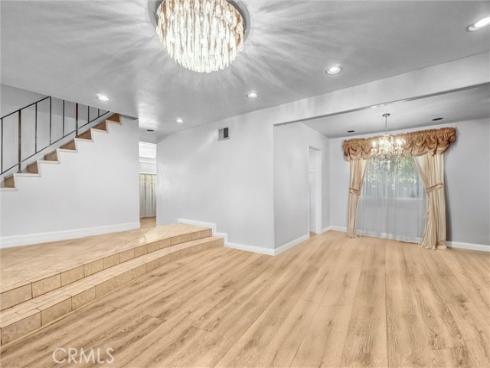 1341 S Pembrooke Lane, Anaheim, CA