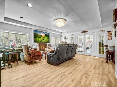 1341 S Pembrooke Lane, Anaheim, CA