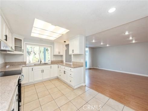 1761 E Warrenton  , Anaheim, CA