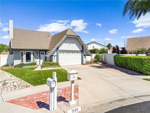 7880 E Samantha Circle  , Anaheim, CA