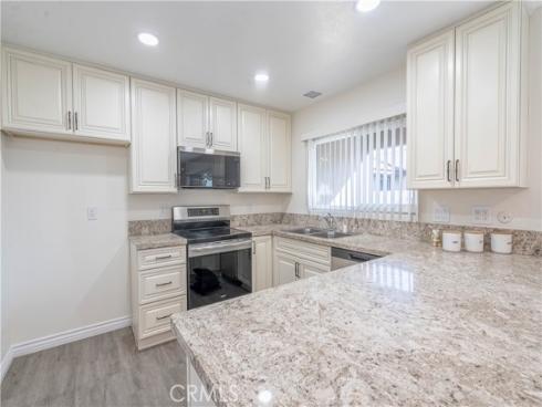 1023 S Citron St  , Anaheim, CA