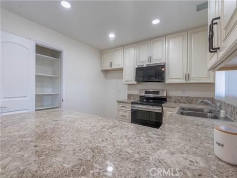 1023 S Citron St  , Anaheim, CA