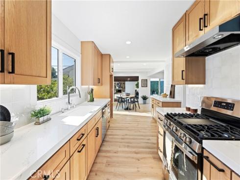 1413 S Loara , Anaheim, CA