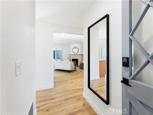 1413 S Loara , Anaheim, CA