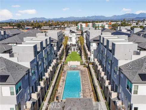 1430 W Cara , Anaheim, CA