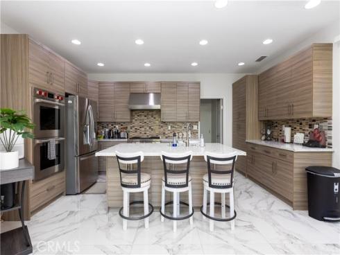 8755 E Garden View , Anaheim, CA