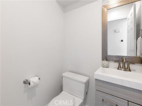 8755 E Garden View , Anaheim, CA