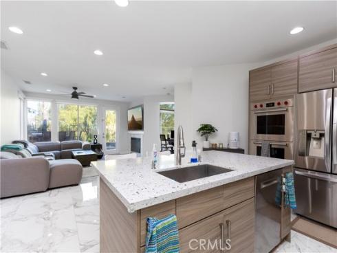 8755 E Garden View , Anaheim, CA