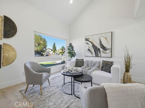 2228 E Nyon Avenue, Anaheim, CA