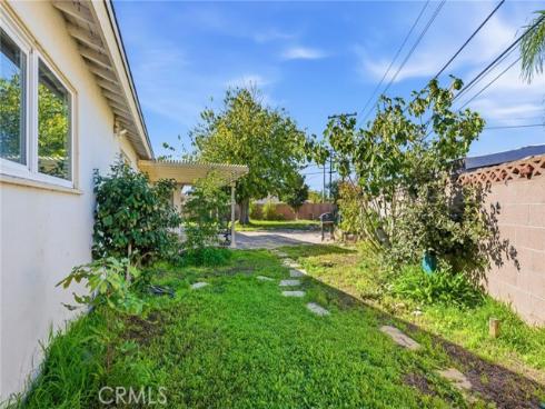 335 N London Place, Anaheim, CA