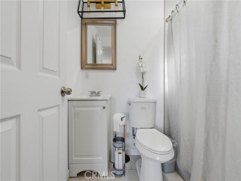 745 N N Vine St  , Anaheim, CA