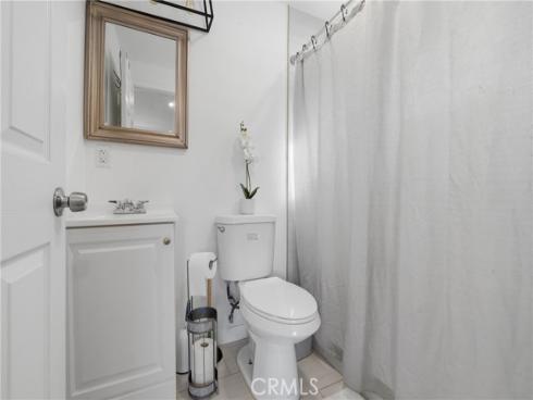 745 N N Vine St  , Anaheim, CA