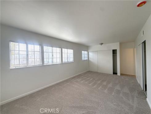 1974 W Glenoaks  E  Avenue, Anaheim, CA