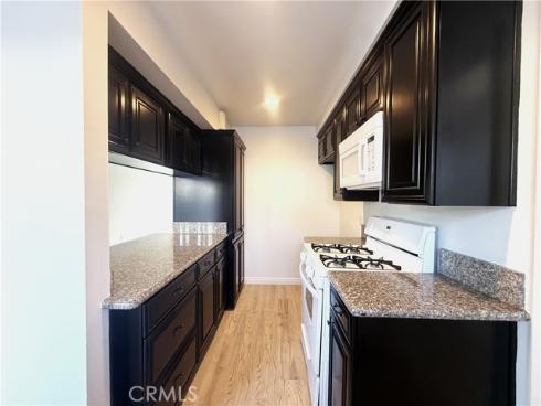 1974 W Glenoaks  E  Avenue, Anaheim, CA