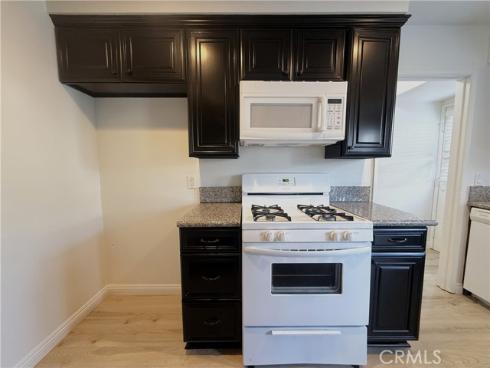 1974 W Glenoaks  E  Avenue, Anaheim, CA