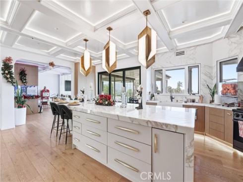 381 S Henning Way, Anaheim, CA