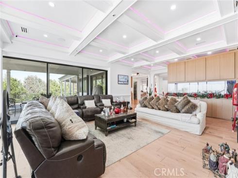 381 S Henning Way, Anaheim, CA