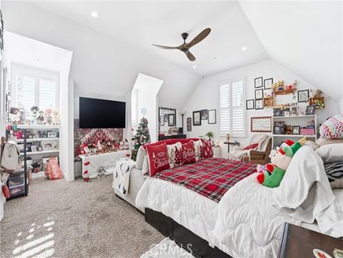 381 S Henning Way, Anaheim, CA