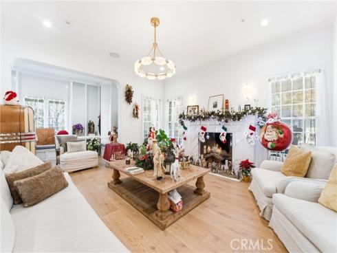 381 S Henning Way, Anaheim, CA