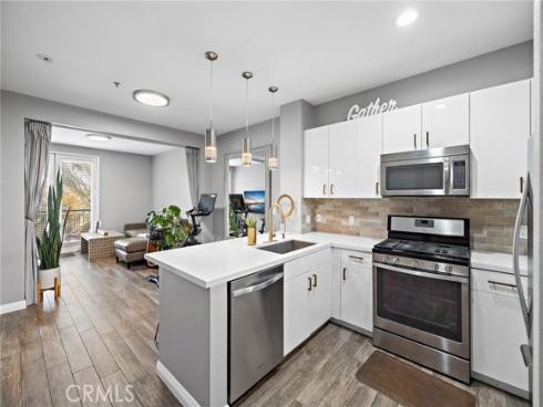 1801 E. Katella 4005