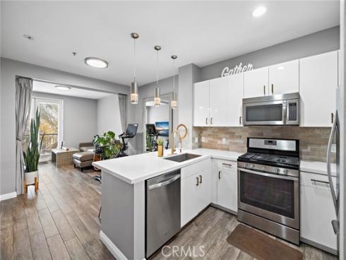 1801 E Katella 4005 , Anaheim, CA