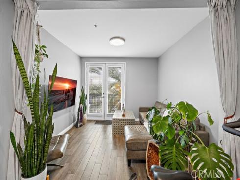 1801 E Katella 4005 , Anaheim, CA