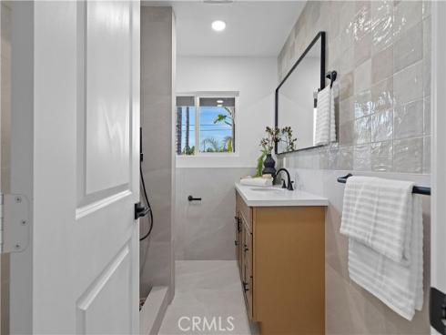 2507 E Banyan   Court, Anaheim, CA