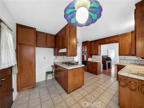 203 N Royal Place, Anaheim, CA