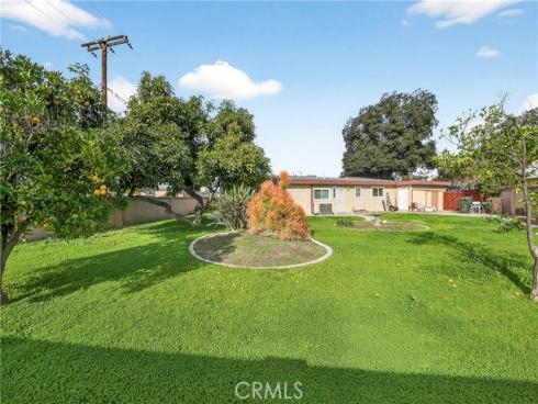 203 N Royal Place, Anaheim, CA