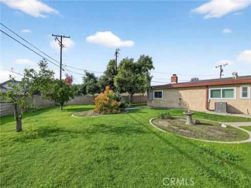 203 N Royal Place, Anaheim, CA