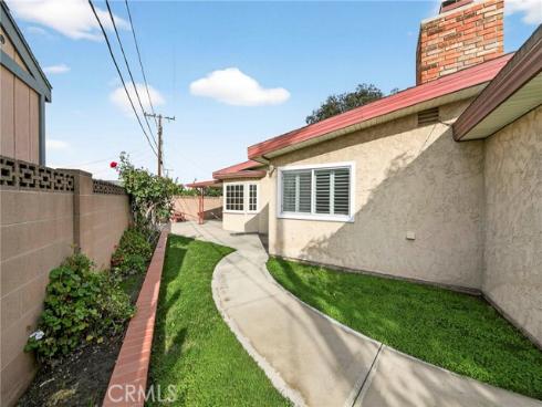 203 N Royal Place, Anaheim, CA