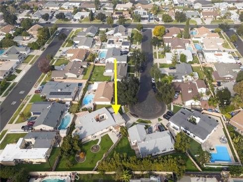 203 N Royal Place, Anaheim, CA