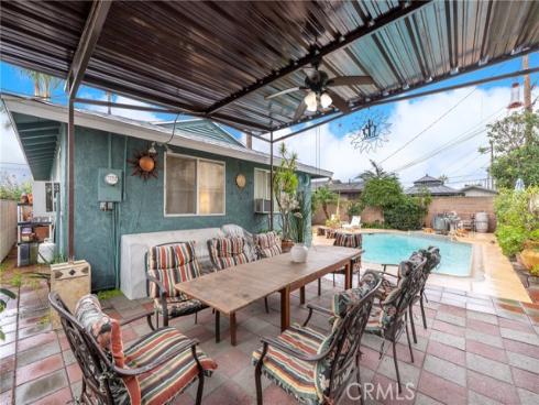 2136 W Clover , Anaheim, CA