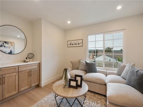 4926 E Glenview  , Anaheim, CA