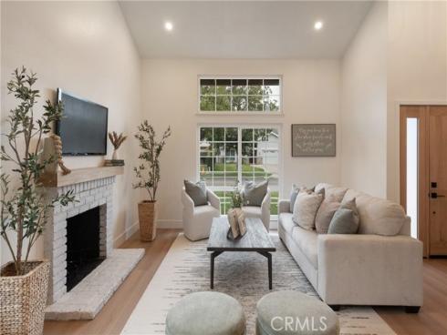 4926 E Glenview  , Anaheim, CA