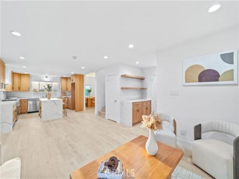 100 S Saddleback , Anaheim, CA