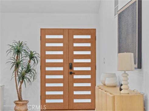 100 S Saddleback , Anaheim, CA