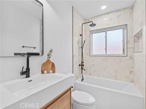 100 S Saddleback , Anaheim, CA