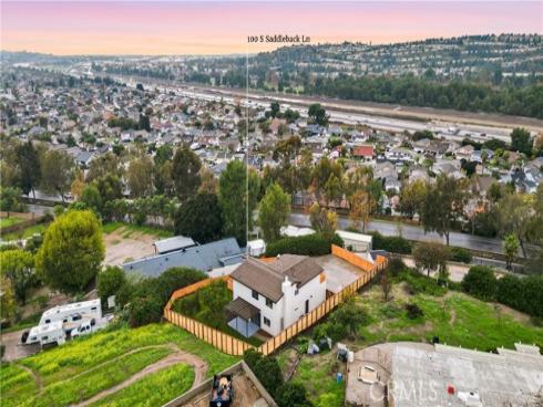 100 S Saddleback , Anaheim, CA