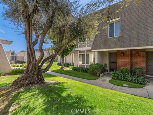 2157 W. Essex Circle